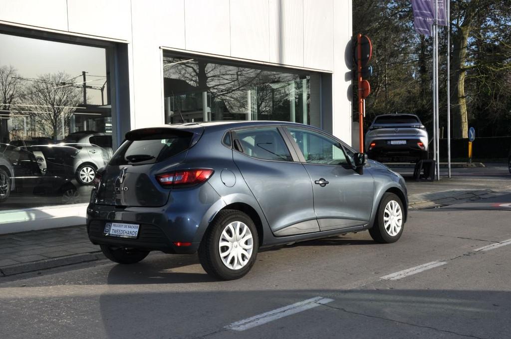 Renault Clio Premium Select (bj 2019), Auto's, Voorwielaandrijving, Euro 5, Gebruikt, Bedrijf