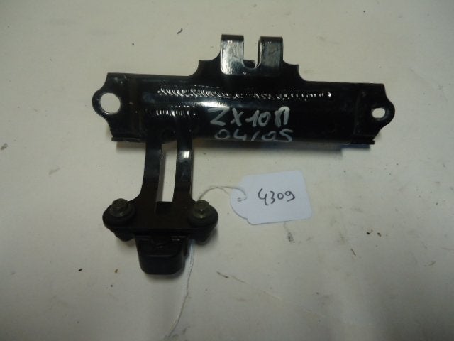 ZX10R 2004 - 2005 Kawasaki Beugel Beugel tank D1-11782