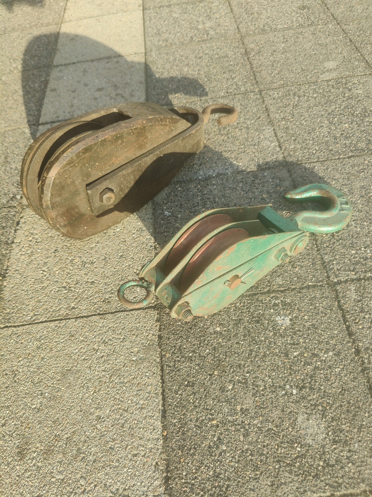 Katrollen, Ophalen