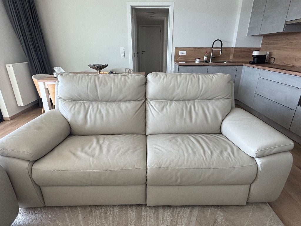 Set van 2 Calia Italia banken in beige leer — Nieuwstaat, Huis en Inrichting, Ophalen, Nieuw, Rechte bank, 200 tot 250 cm