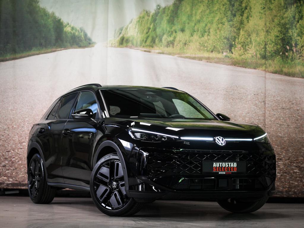 Volkswagen T-Roc R-Line Black Pack FULL 5 YEAR WARRANTY, 1498 cc, 4 cilinders, 0 kg, Zwart