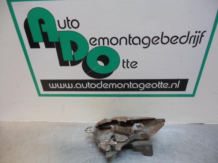Mécanique de verrouillage capot d'un Toyota Corolla Verso, Autos : Pièces & Accessoires, -, 3 mois de garantie, Toyota, Utilisé