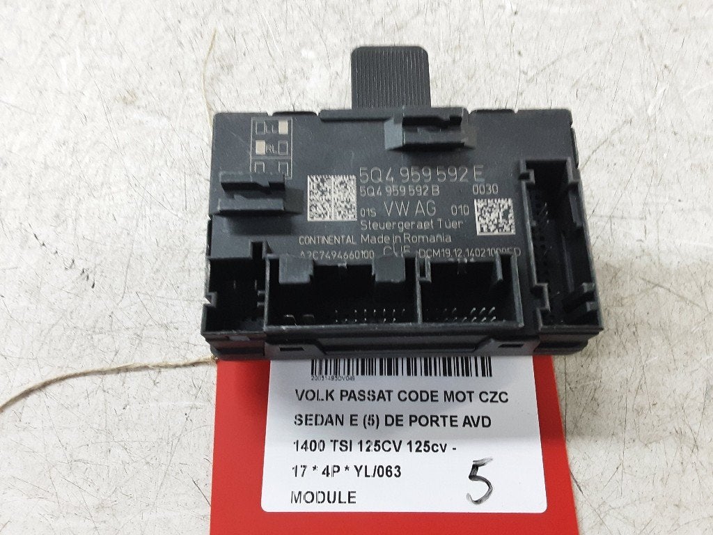 UNITE ELECTRONIQUE Volkswagen Passat (3G2) (5Q4959592E), Volkswagen, Mevr. I. Hauben, Utilisé, Rue de l'Espoir 34 34
4030  GRIVEGNÉE, BE