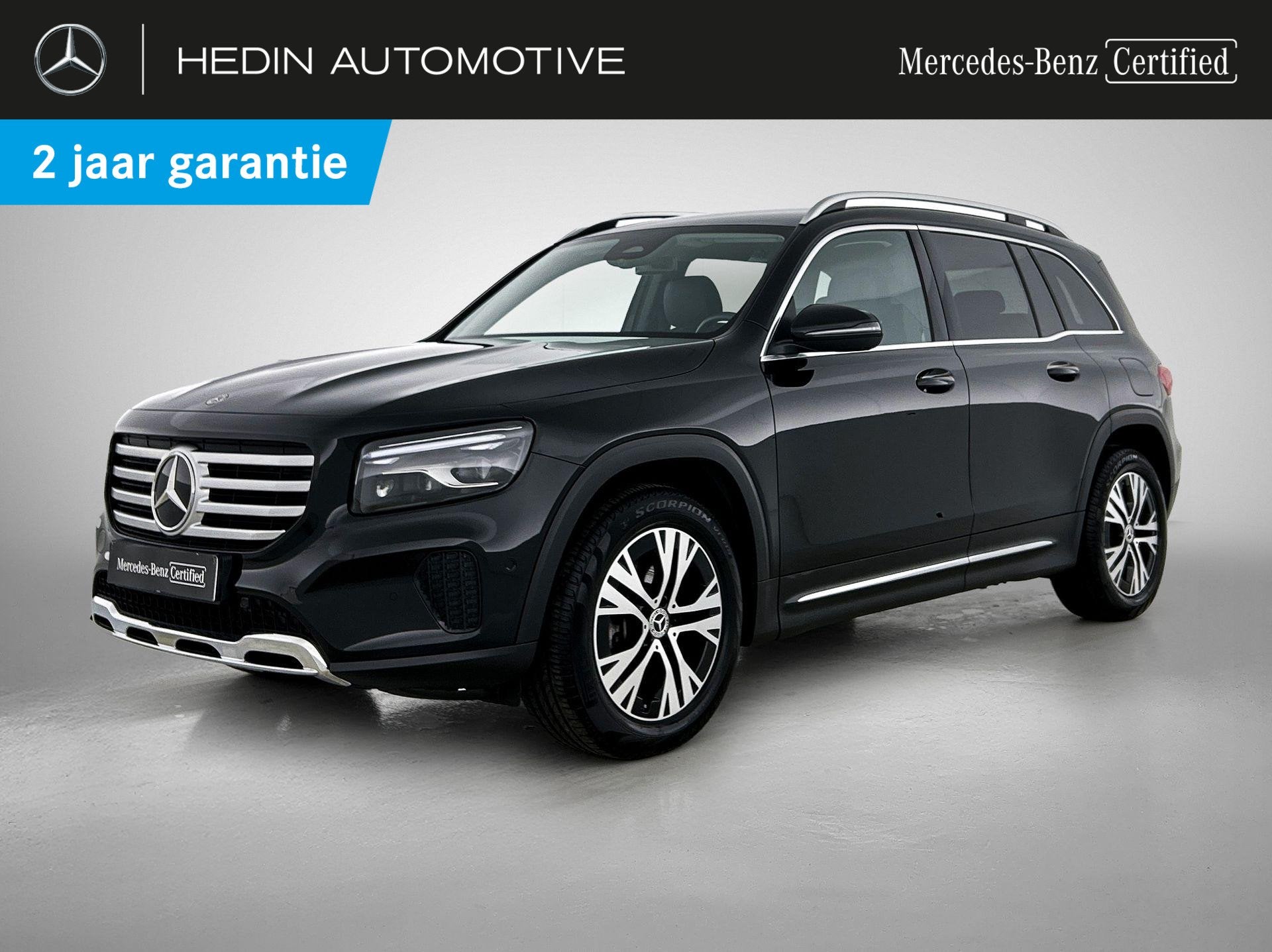 Mercedes-Benz GLB-Klasse 220 4MATIC Luxury Line Distronic |, Auto's, Automaat, Dealer onderhouden, 4 cilinders, Zwart