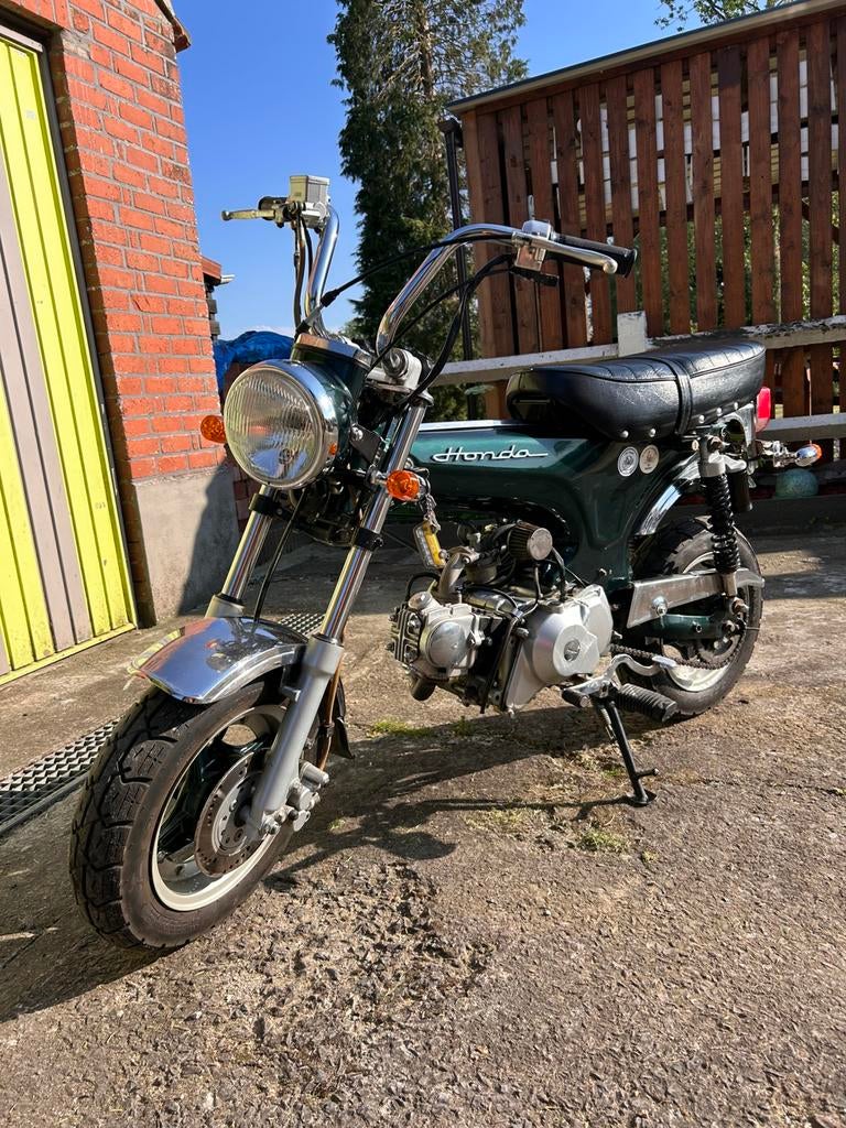 Dax skyteam 50cc, Fietsen en Brommers, Brommers | Overige merken, Ophalen, Zo goed als nieuw