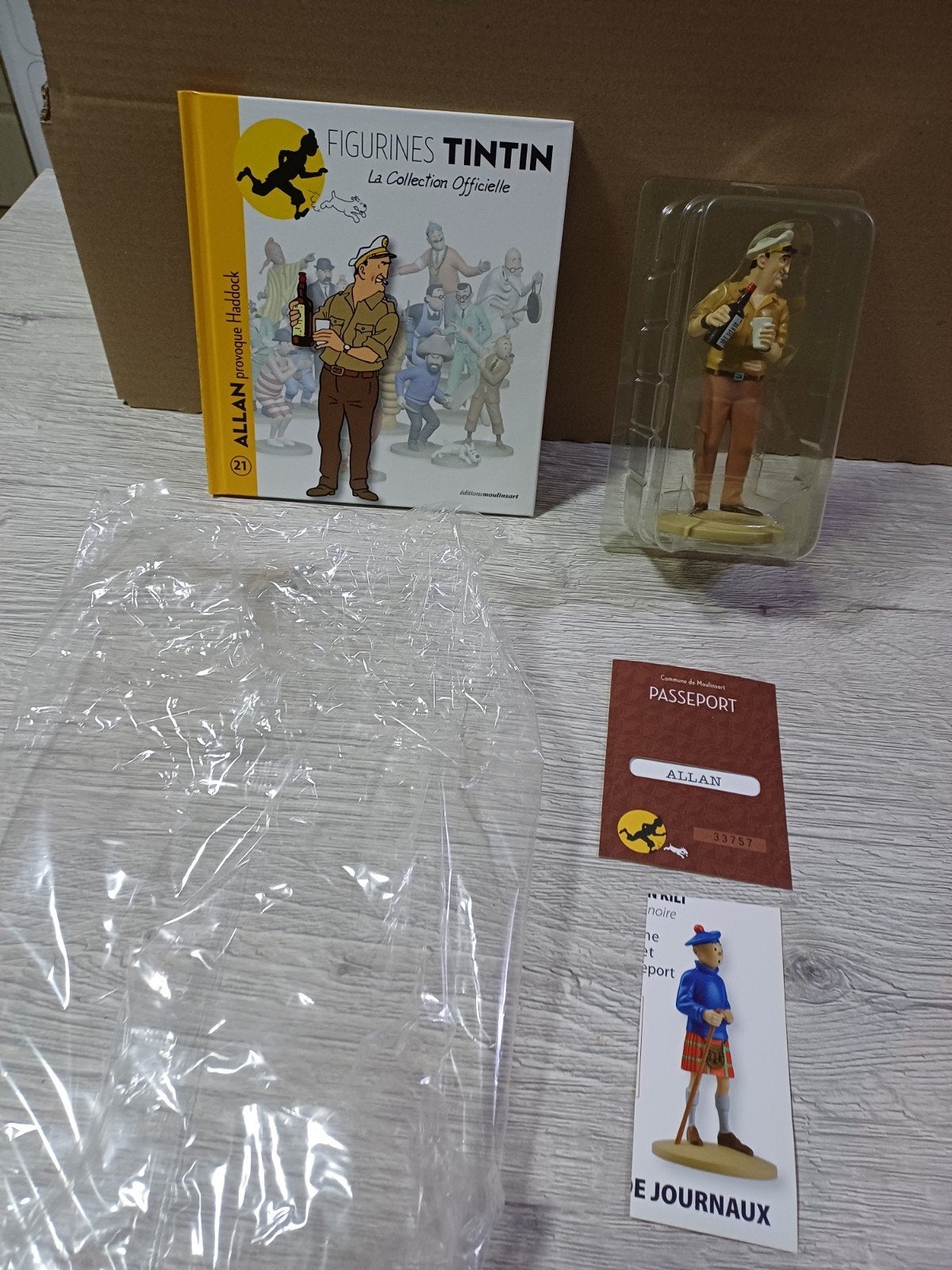 Figurine Allan 21 Tintin, Collections, Enlèvement ou Envoi, Tintin, Comme neuf, Statue ou Figurine