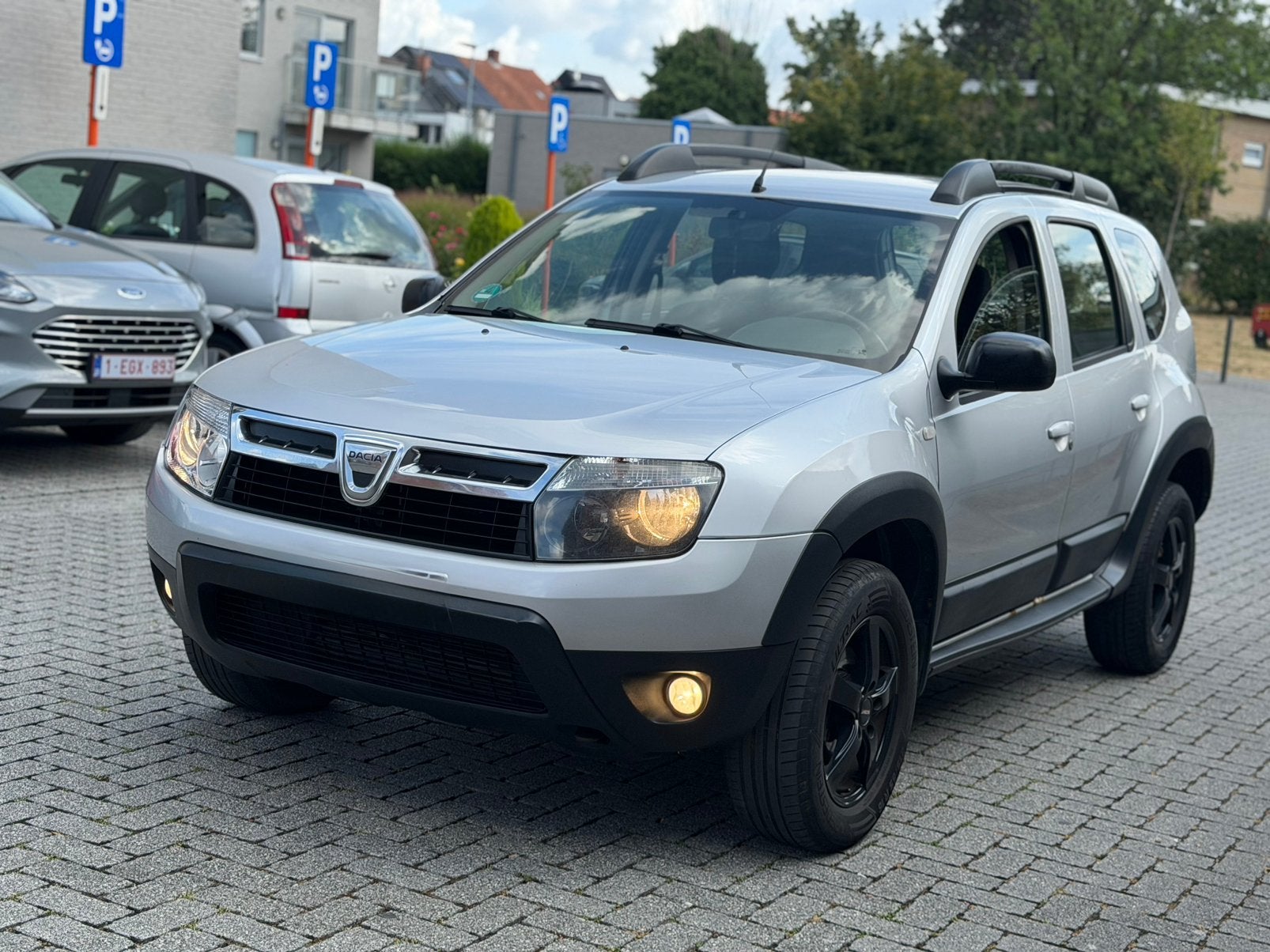 Dacia duster 2011 327.000km 1.5 start rijd perfect, Autos, Dacia, Euro 5, Achat, Duster, Diesel