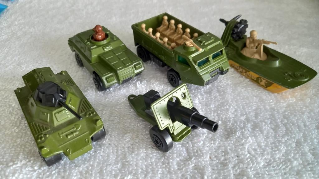 Lotje Matchbox leger Zgan, Ophalen