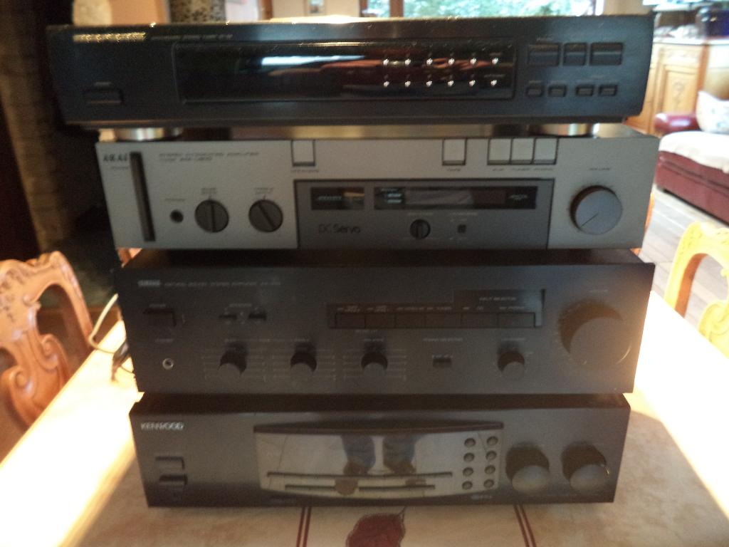 divers amplis et ampli tuner vintage., Autres marques, Moins de 60 watts, Enlèvement, Stéréo