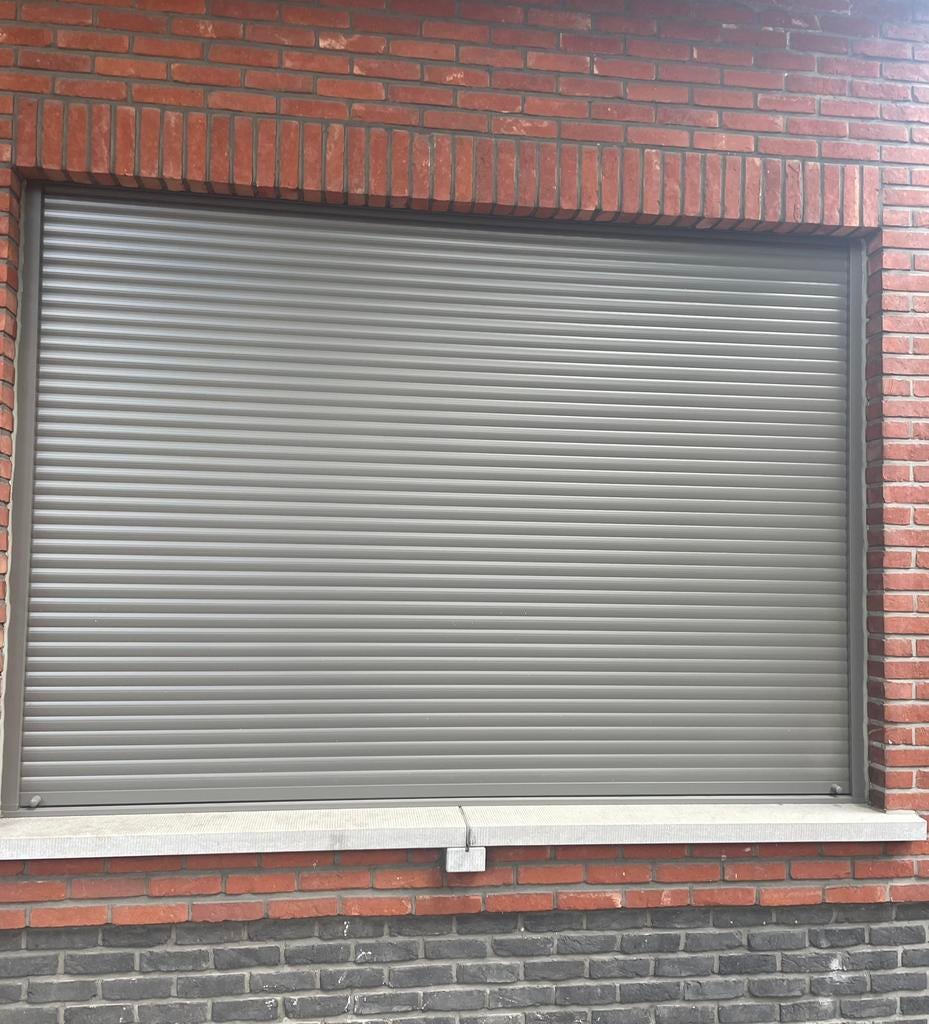 Elektrische Rolluik nieuw, Doe-het-zelf en Bouw, Rolluiken, Ophalen, Nieuw, 200 cm of meer, Grijs