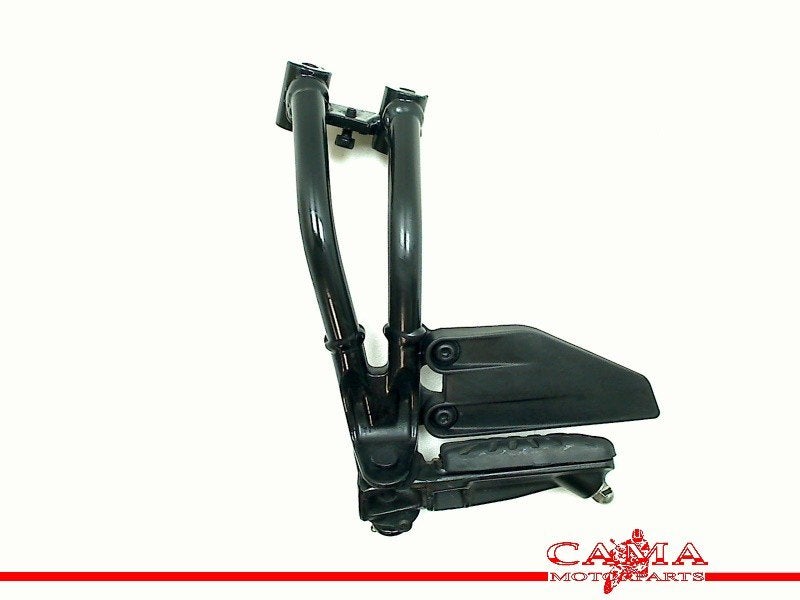 REPOSE PIEDS SUPPORT ARRIÈRE GAUCHE KTM 125 Duke 2019-, Dhr. S. di Majo, Utilisé, Info@cama-motorparts.nl, P.J. Troelstraweg 8 8
3144 CX  MAASSLUIS, NL