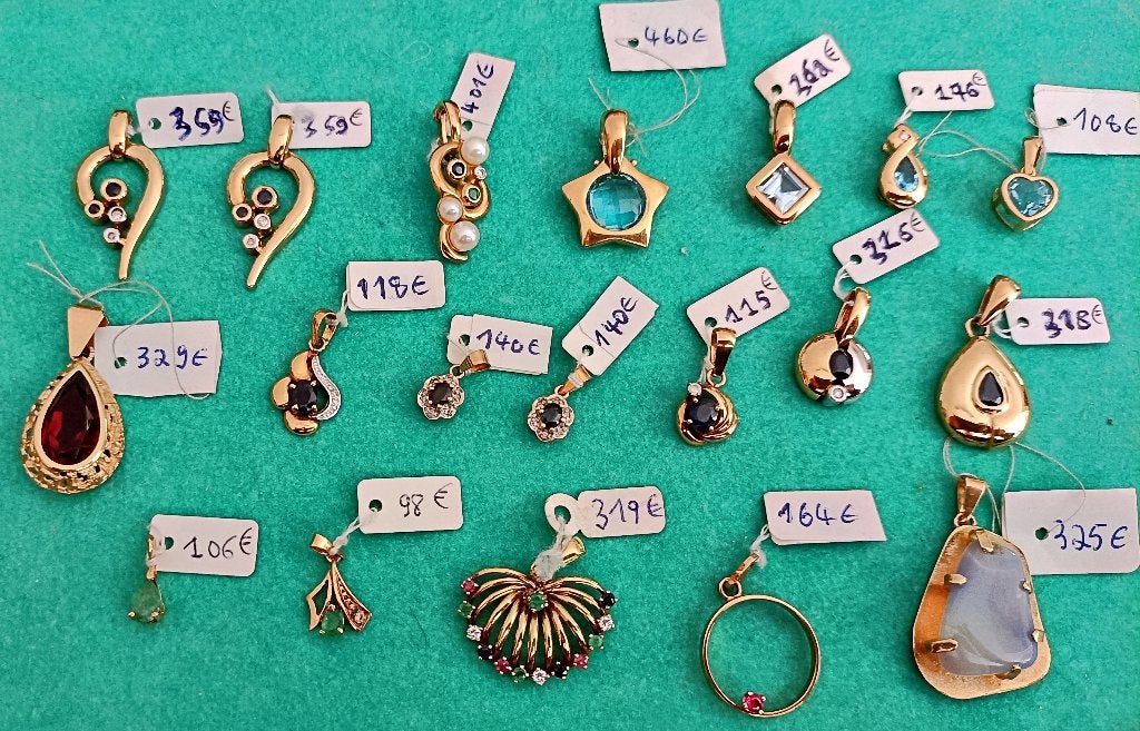 Pendentifs en or 18K ornés de pierre(s) de couleur NEUFS, Bijoux, Sacs & Beauté, Neuf, Enlèvement ou Envoi, Or, Autres représentations