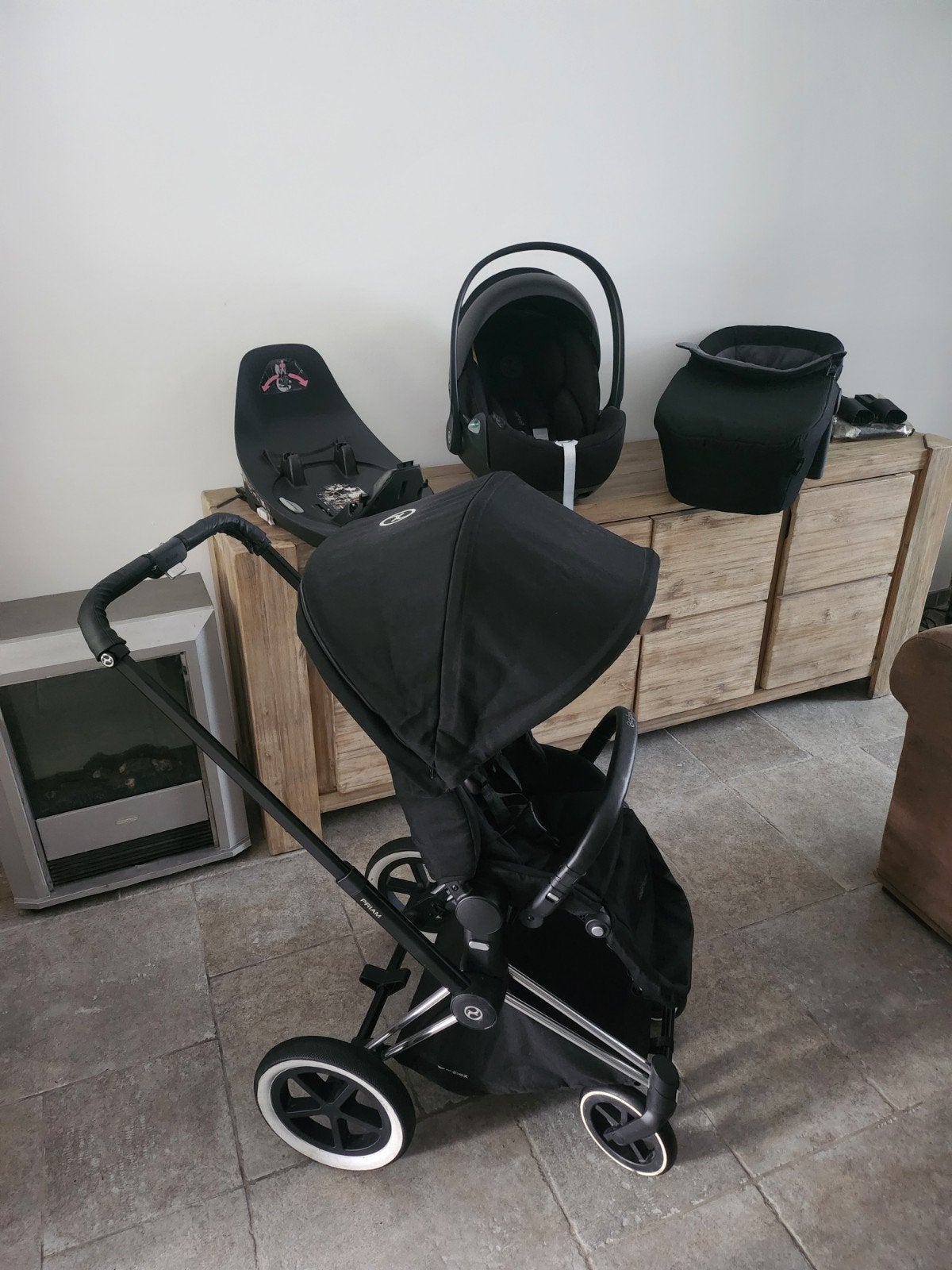 poussette Cybex Priam Black complète, Enfants & Bébés, Enlèvement, Comme neuf