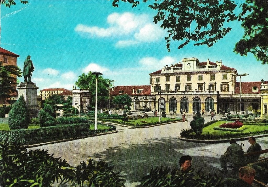 1958 - ITALIE - Novara : Giardini e Stazione, Envoi, 1940 à 1960, Affranchie, Italie