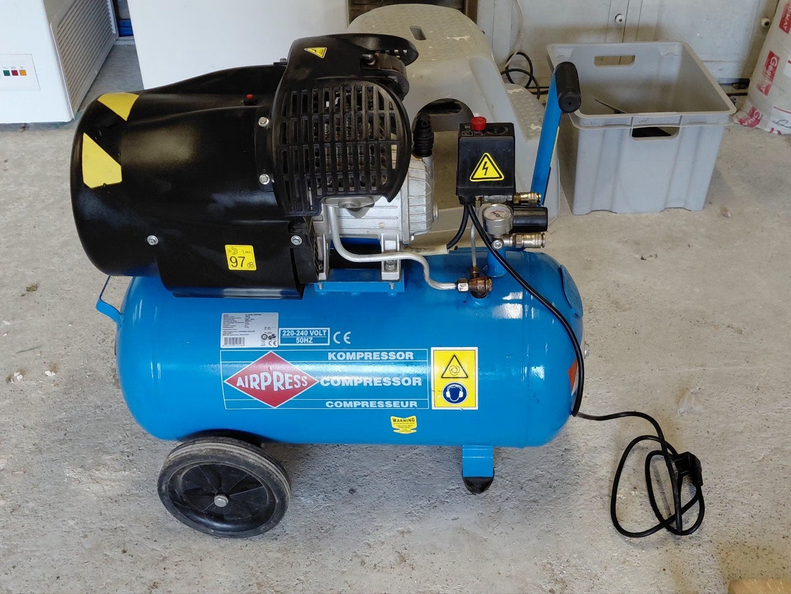 Compresseur Airpress 50 Litres., Bricolage & Construction, 25 à 100 litres, Enlèvement, Utilisé, 6 à 10 bars