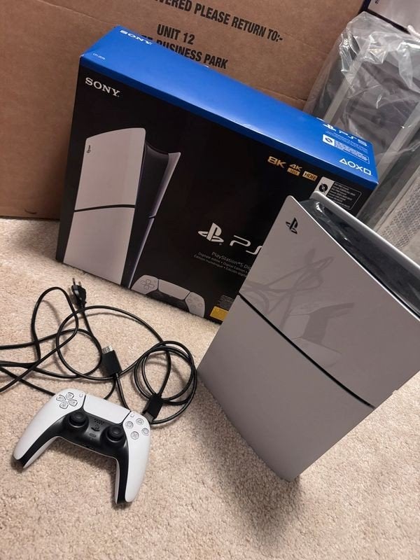 PLAYSTATION 5 SLIM, Games en Spelcomputers, Spelcomputers | Sony PlayStation 4, Ophalen, Slim