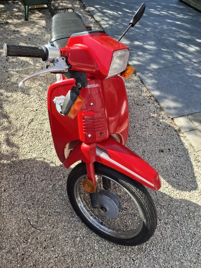 honda scoopy 1986  18.000km sh50, Fietsen en Brommers, Brommers | Honda, Gebruikt, Overige modellen, Klasse A (25 km/u), Ophalen of Verzenden