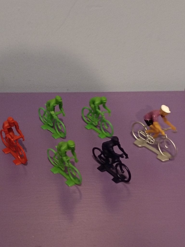 6 oude speelgoed wielrennertjes., Ophalen of Verzenden, Gebruikt