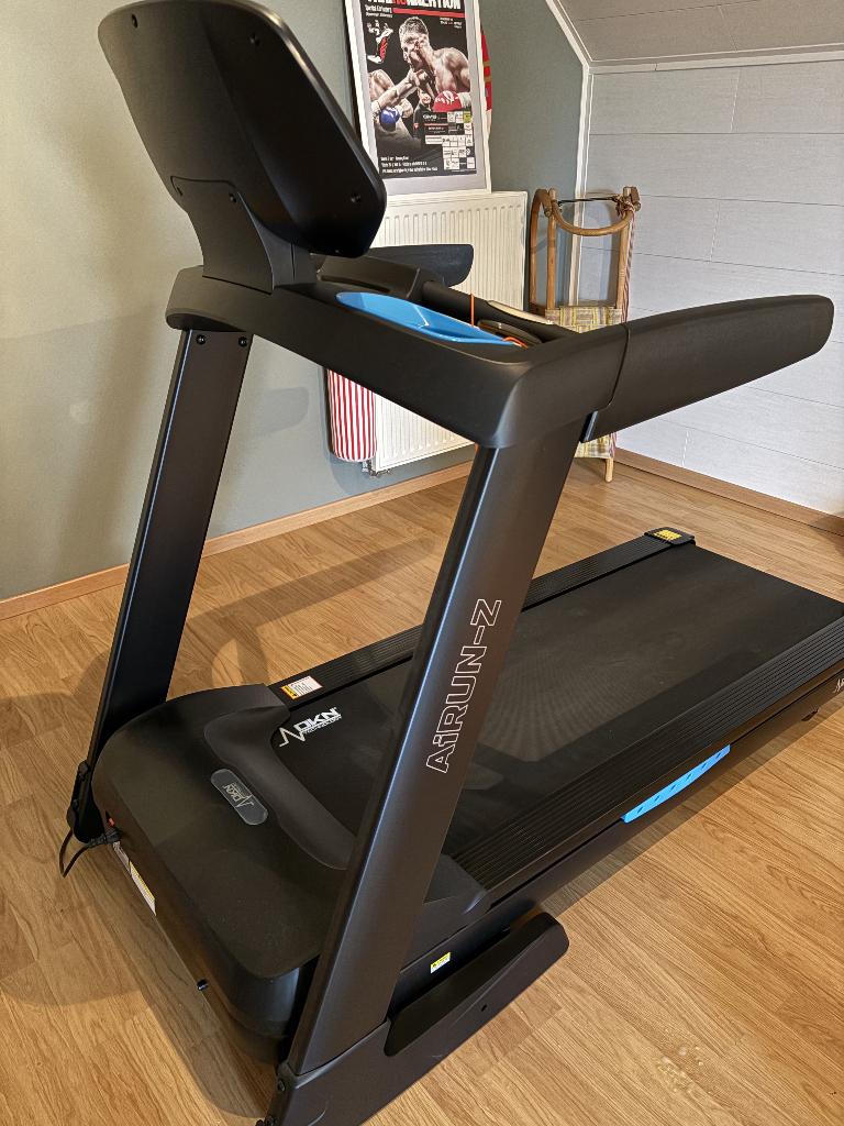 Airun-Z loopband, Sport en Fitness, Fitnessapparatuur, Ophalen, Zo goed als nieuw, Buik, Loopband