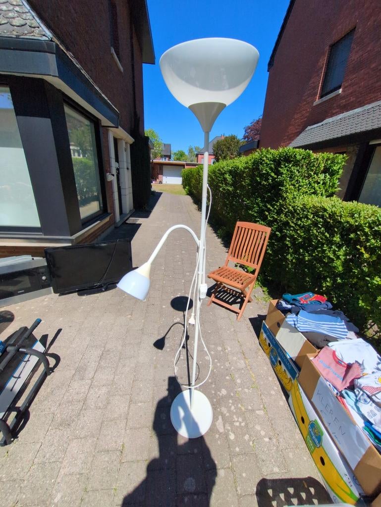 Ikea staanlamp met leeslamp, Huis en Inrichting, Ophalen