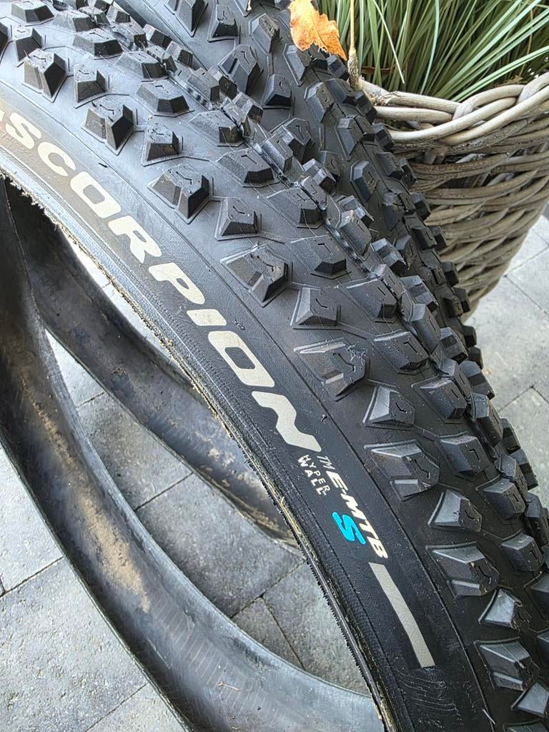 Pirelli Scorpion E-MTB band, Fietsen en Brommers, Ophalen of Verzenden, Band