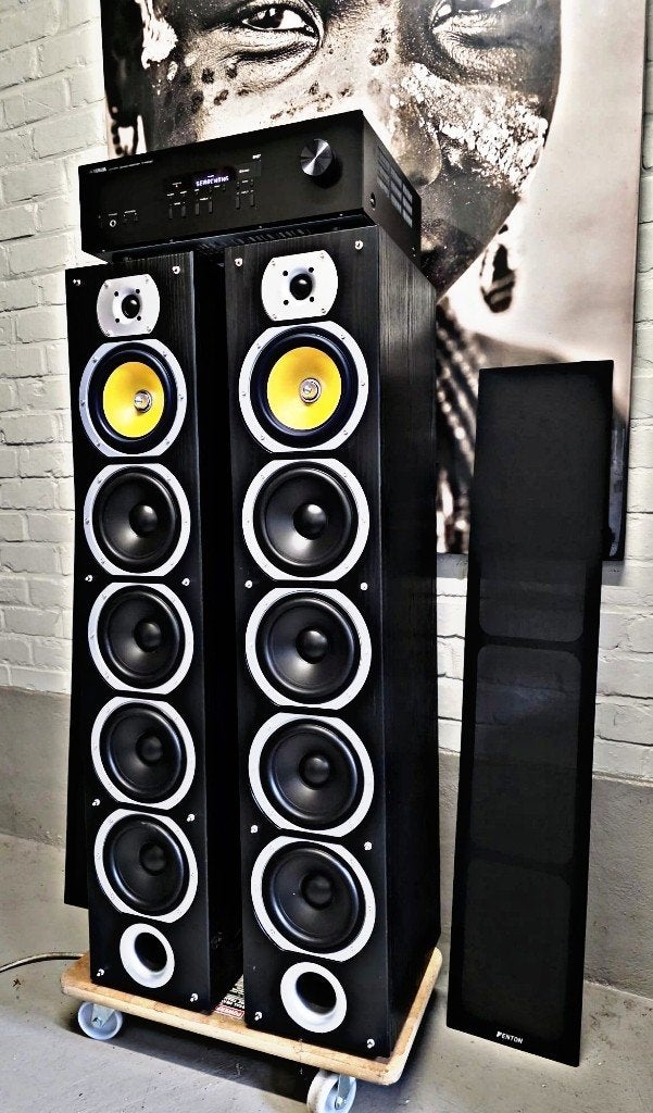 YAMAHA R-S202D + 2 X FENTON SHFT57B
2X FENTON SHFT57B, Télécommande, Yamaha, 60 à 120 watts, Comme neuf