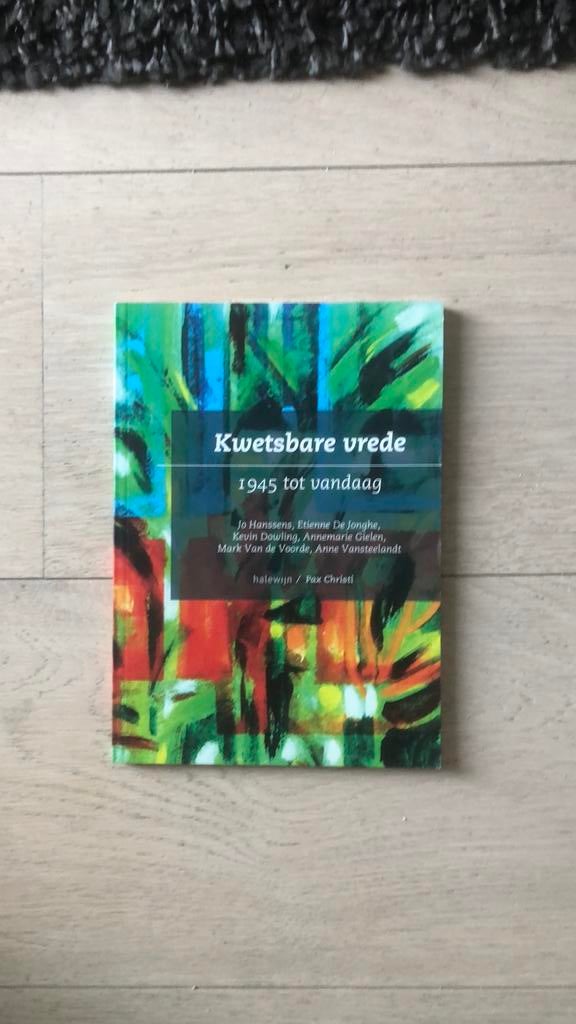 Hanssens Jo - Kwetsbare vrede, Ophalen, Hanssens Jo
