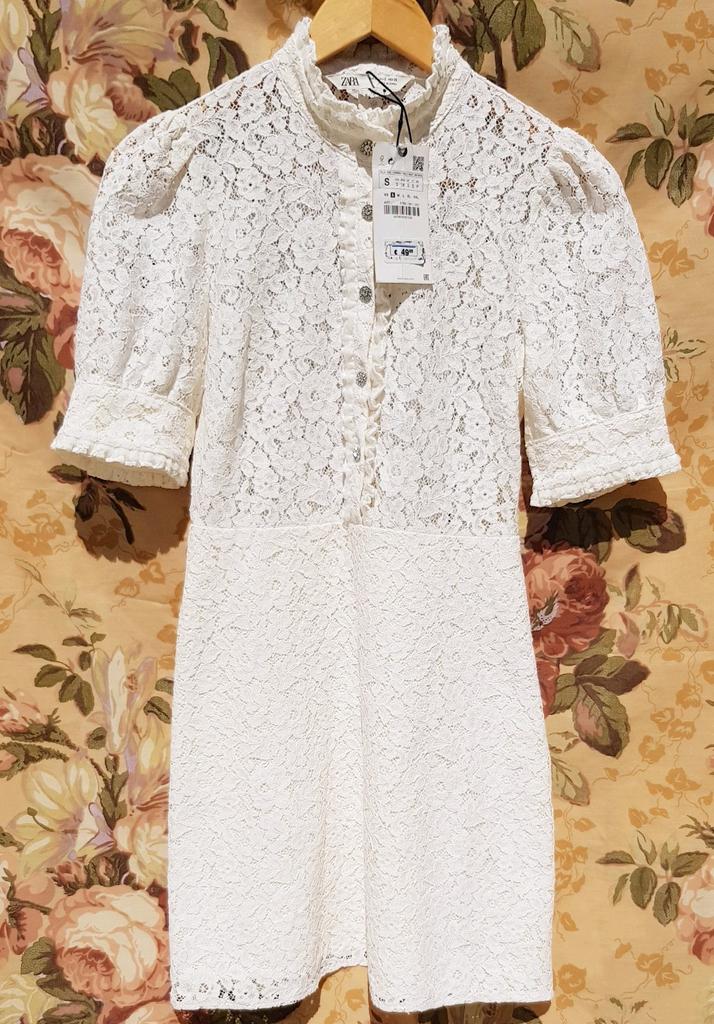 Sublieme nieuwe witte jurk van Zara, Kleding | Dames, Nieuw, Maat 36 (S), Boven de knie, Wit