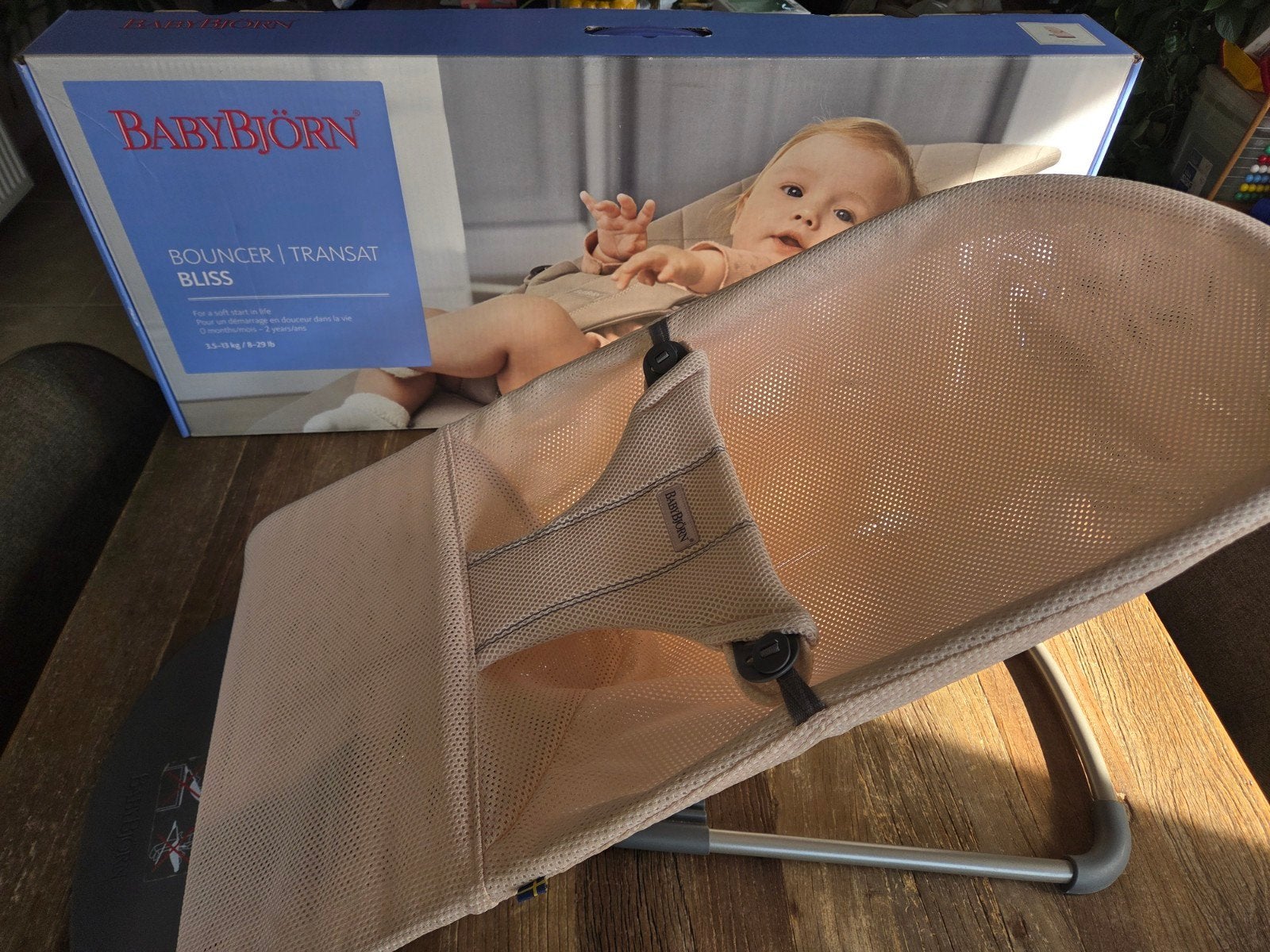 Babyjörn Bouncer Bliss in roze + Toy (perfecte staat), Wipstoel, Met gordel(s) of riempje(s), Zo goed als nieuw, Ophalen