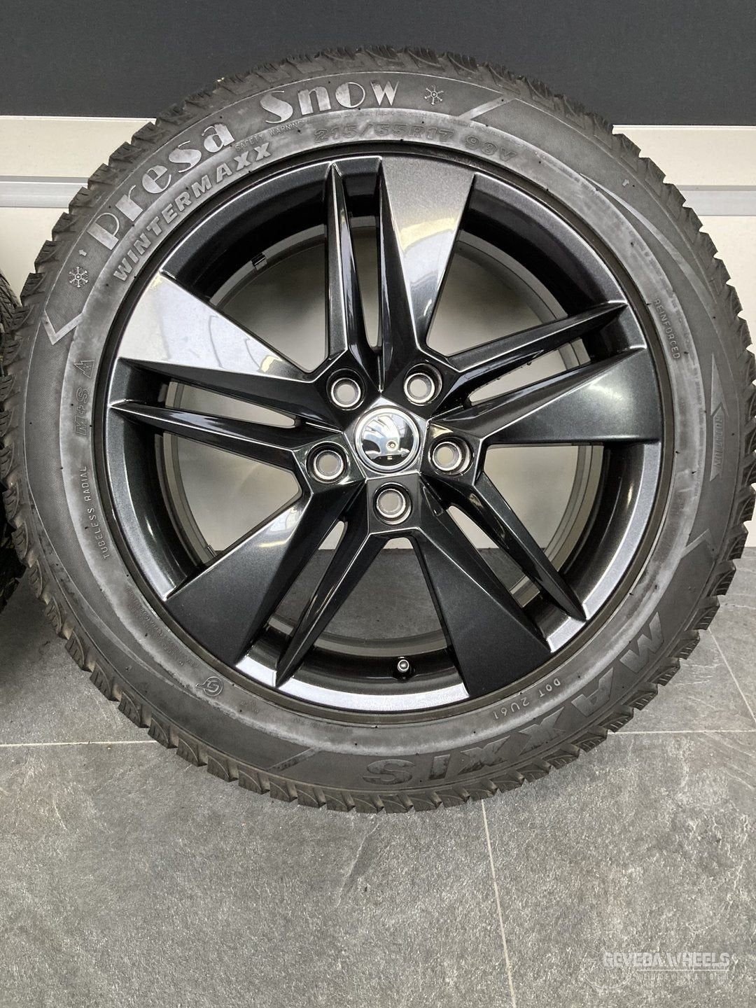 17” originele Skoda Superb B8 B9 velgen + winterbanden 5x112, Auto-onderdelen, Banden en Velgen, -, -, Banden en Velgen, 17 inch