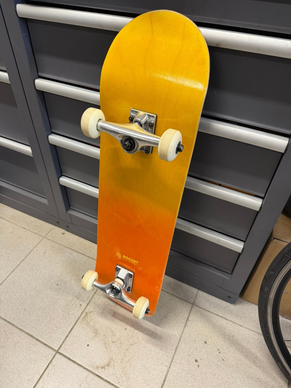 Skateboard Rocket, Enlèvement, Comme neuf, Skateboard