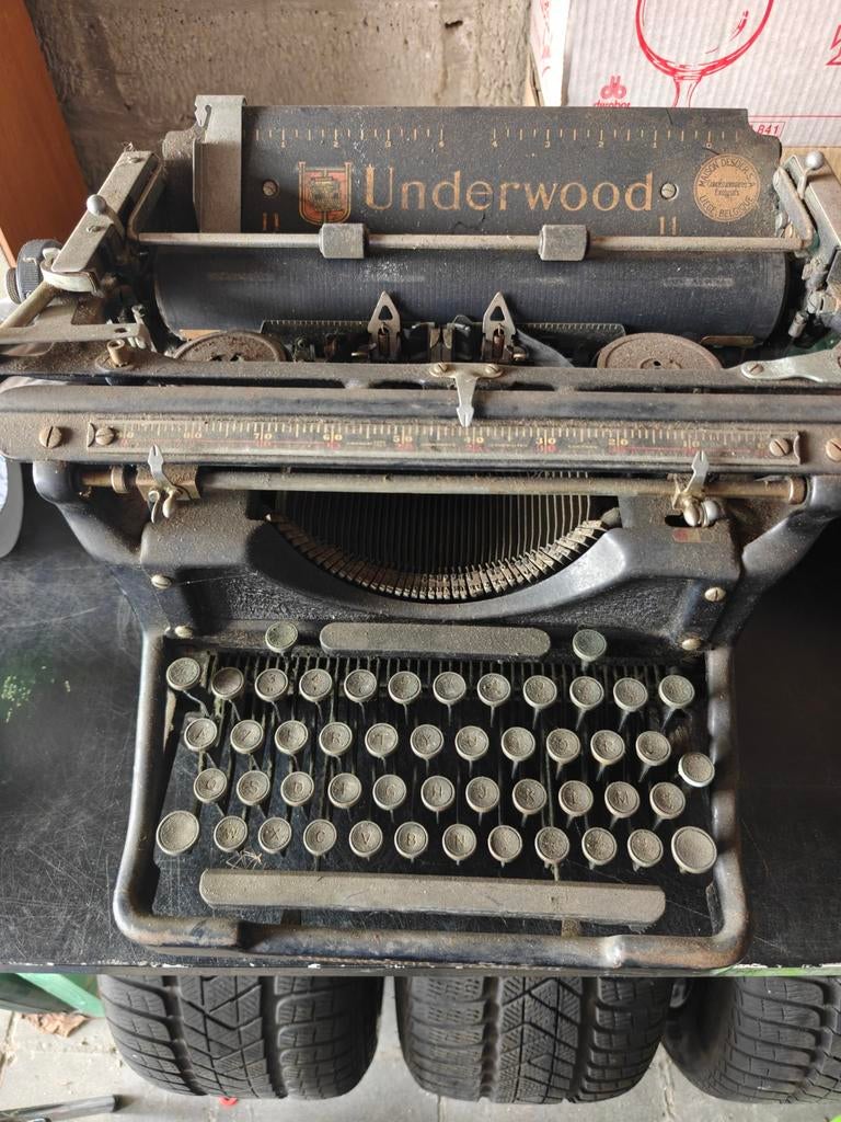 vintage Underwood typemachine, Ophalen