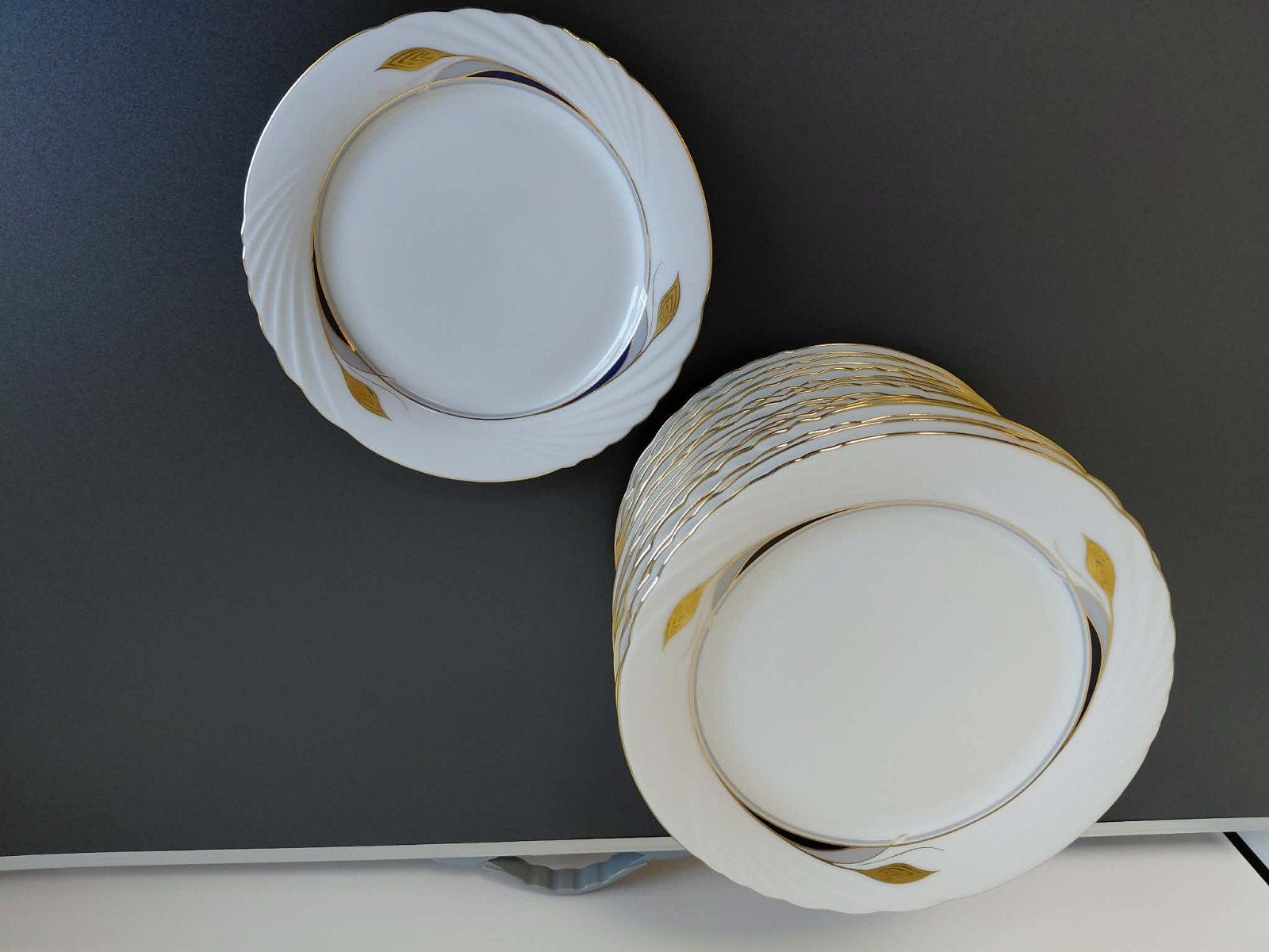 servies 18 grote borden, Antiek en Kunst, Ophalen