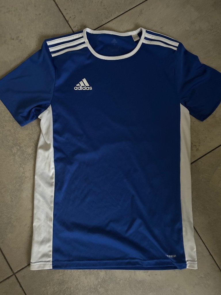 Adidas jogging Small / 3 stuks, Sport en Fitness, Loopsport en Atletiek, Zo goed als nieuw, Overige sporten, Kleding, Ophalen