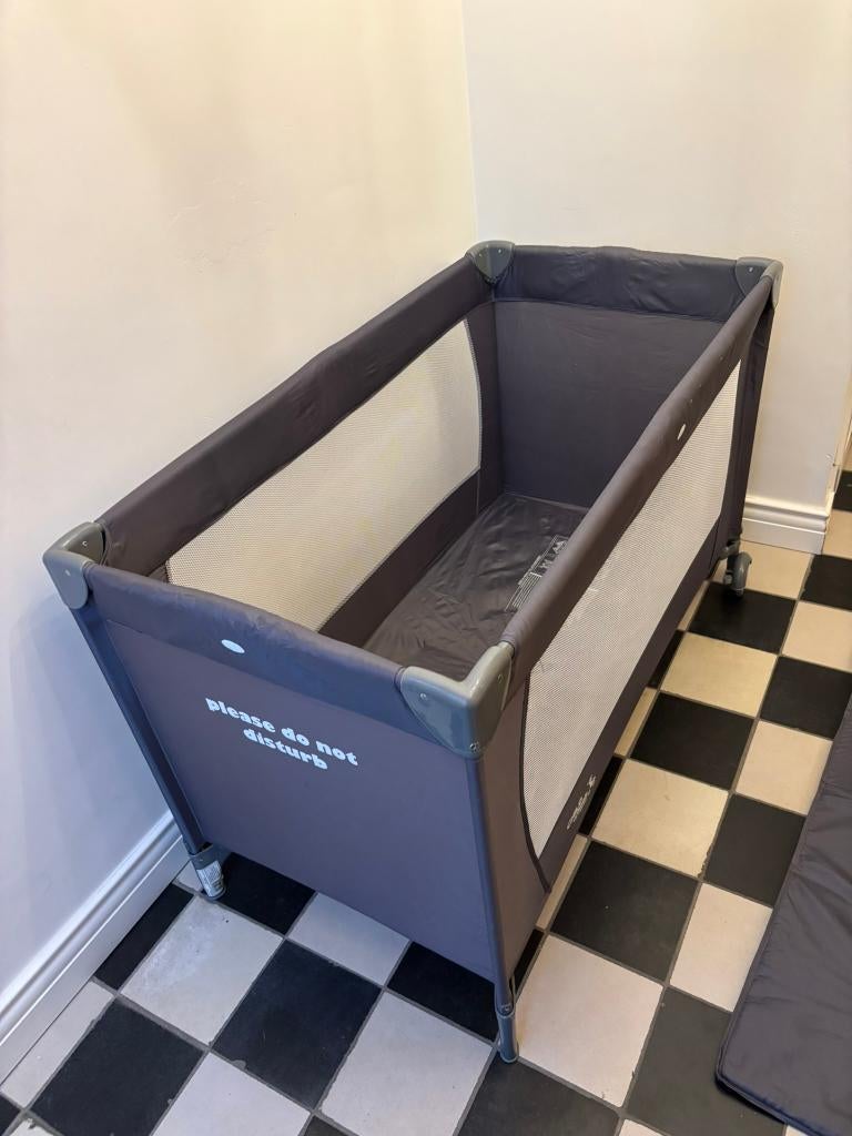 Reisbedje van Childwheels, Kinderen en Baby's, Babywiegjes en Ledikanten, Ophalen of Verzenden, Zo goed als nieuw, Reisbedje