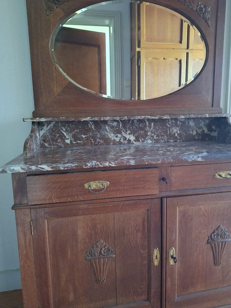 Commode met marmeren blad, Ophalen