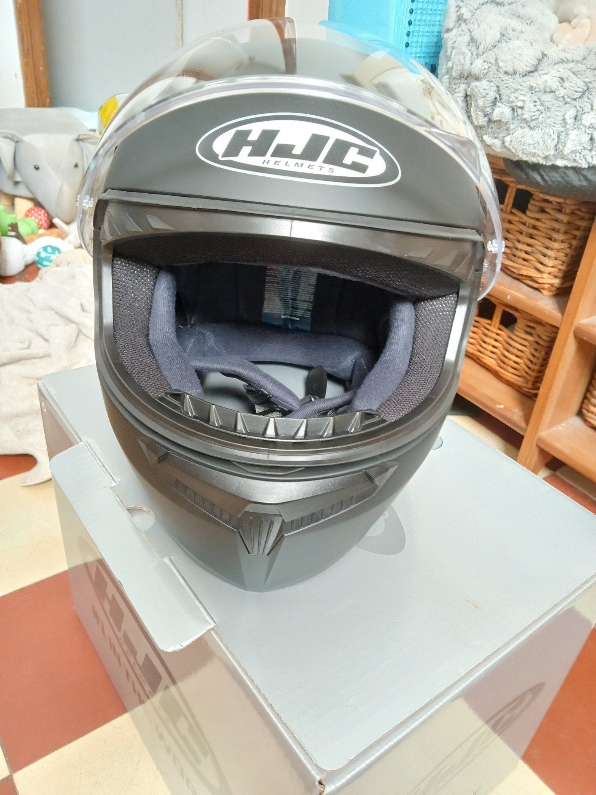 Nieuwe Hjc c10 motorhelm, Motoren, Kleding | Motorhelmen, Ophalen