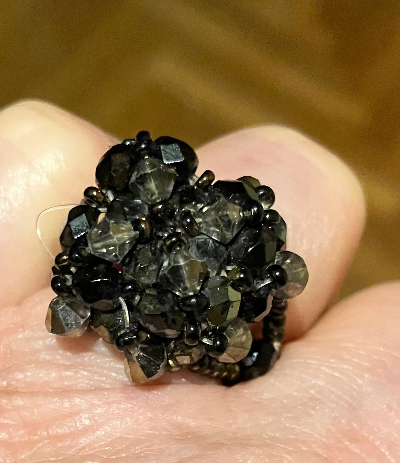 Mooie parelring, Handtassen en Accessoires, Ringen, Ophalen of Verzenden, Zo goed als nieuw, Zwart