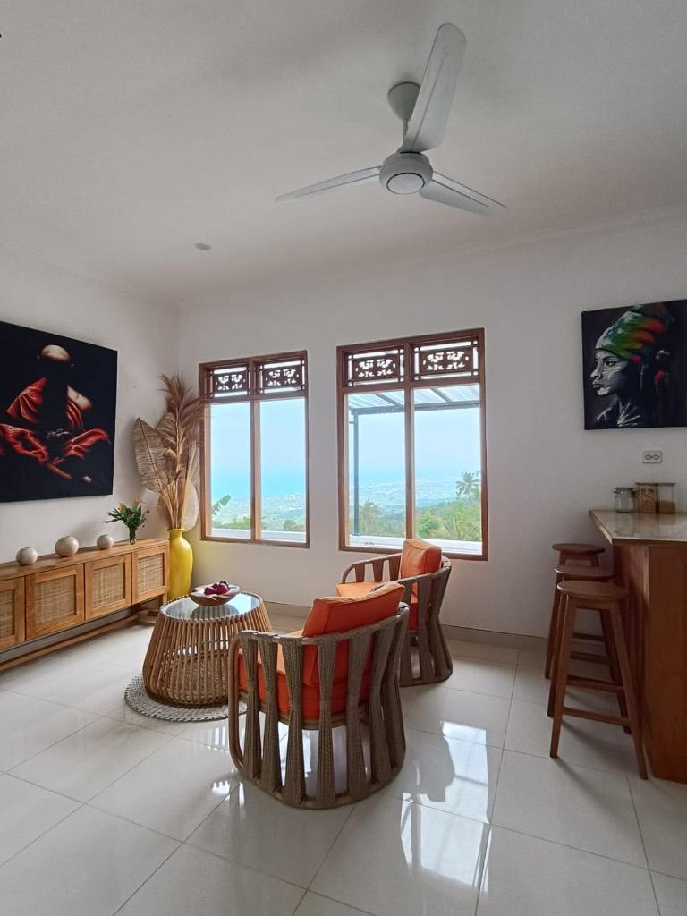 Villa Fendal op Bali Lovina te koop, Immo, 540 m², Woonhuis, 3 kamers, Lovina Bali