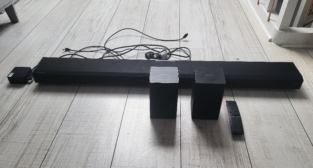 SOUNDBAR SAMSUNG HW Q 800T in perfecte staat., Audio, Tv en Foto, Soundbars, Ophalen, Met externe subwoofer, Zo goed als nieuw