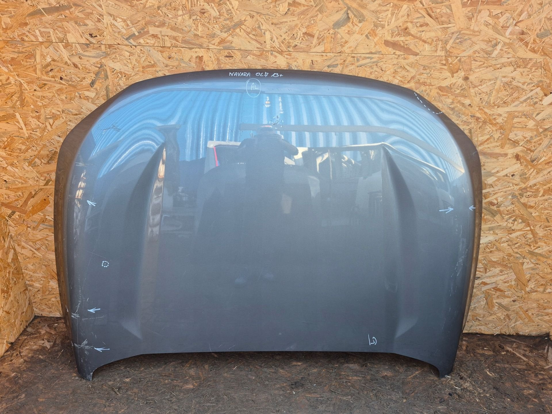 Capot Nissan Navara D23 15, Nissan Motor Co., Ltd., Takashima 1-chome 1-1
220-8686  Yokohama, Utilisé, NISSAN_SR@mail.nissan.co.jp