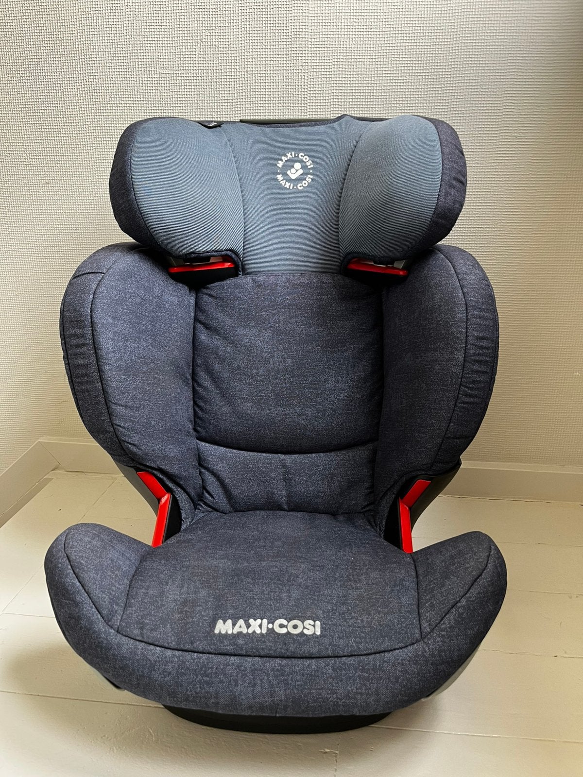 Chaise de voiture Maxicosi Rodifix Airprotect, Enfants & Bébés, Mode veille, Enlèvement, Isofix, Maxi-Cosi