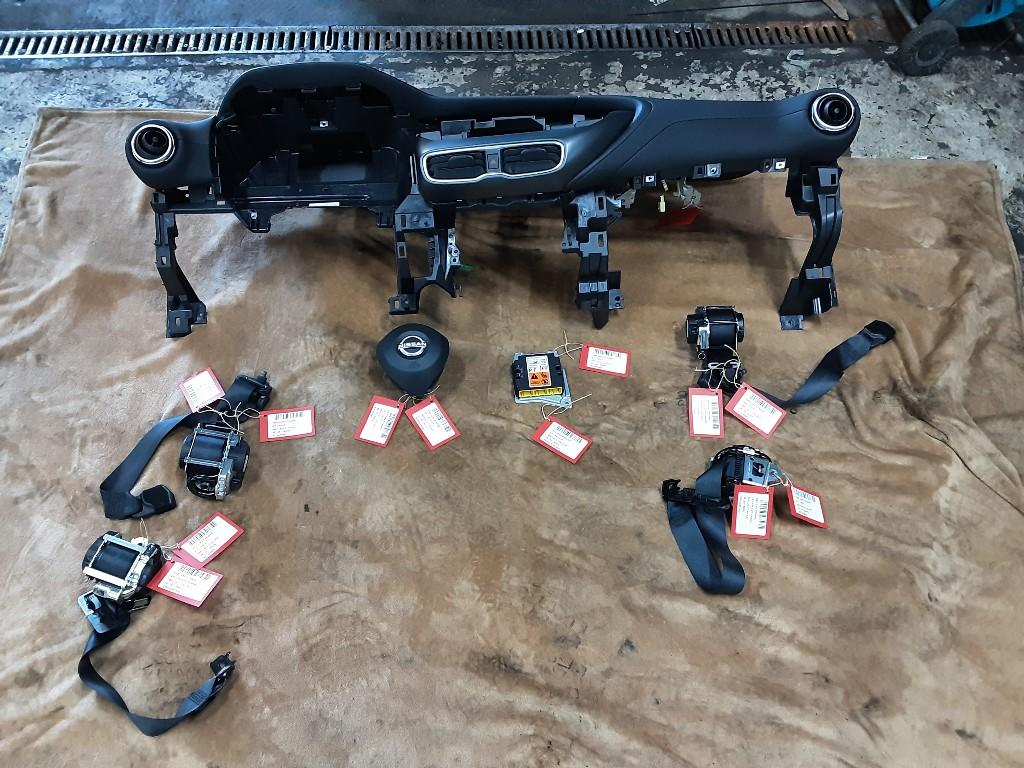 AIRBAG SET Nissan Juke (F16) (01-2019/-), Auto-onderdelen, Gebruikt, Mevr. I. Hauben, Rue de l'Espoir 34 34
4030  GRIVEGNÉE, BE