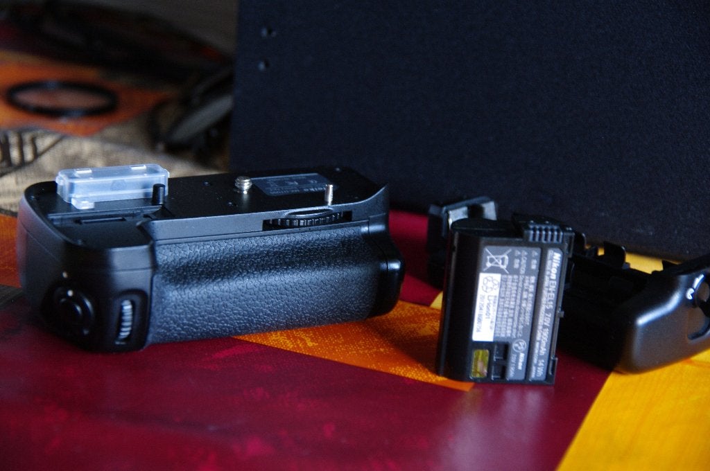 Meike batt pack voor Nikon D7000, Audio, Tv en Foto, Fotografie | Accu's en Batterijen, Nikon, Ophalen of Verzenden, Zo goed als nieuw