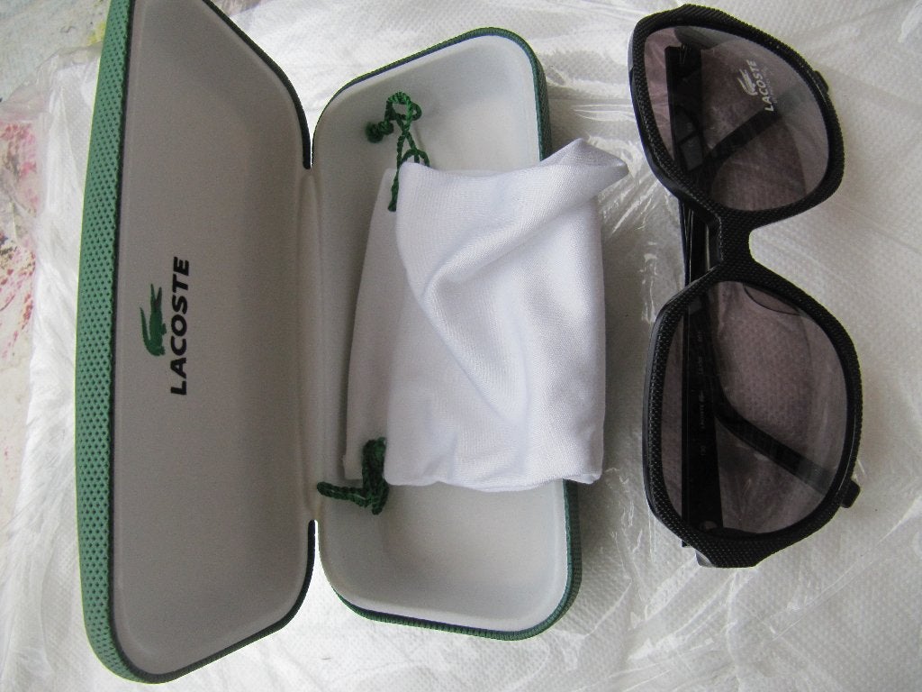Zonnebril heren van LACOSTE., Ophalen of Verzenden, Nieuw, Zwart, Zonnebril