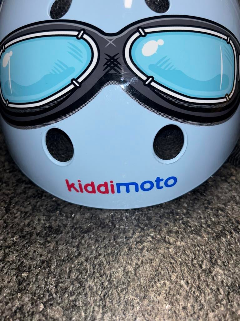 Fietshelm Kiddimoto, amper gedragen! Maat M ( 53-58 cm), Ophalen, Zo goed als nieuw, M