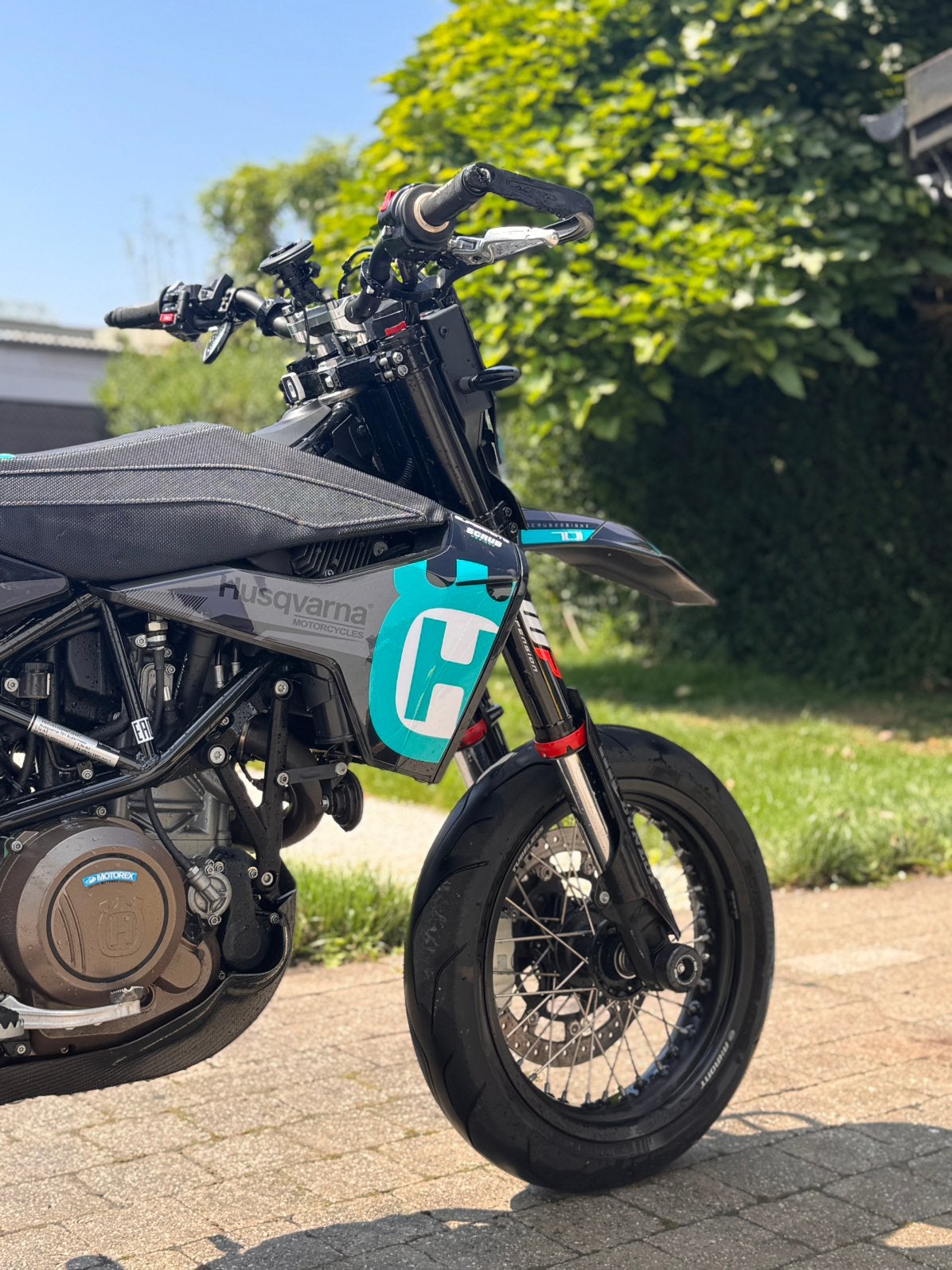 Husqvarna 701 SM kappenset + Srubdesignz Decals + zadelcover, Motos, Pièces | Toutes-marques, Enlèvement ou Envoi