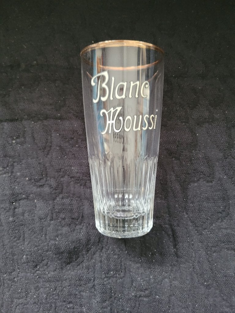 ancien verre à bière émaillé Blanc Moussi strié, Collections, Marques de bière, Utilisé, Verre ou Verres, Autres marques, Enlèvement ou Envoi