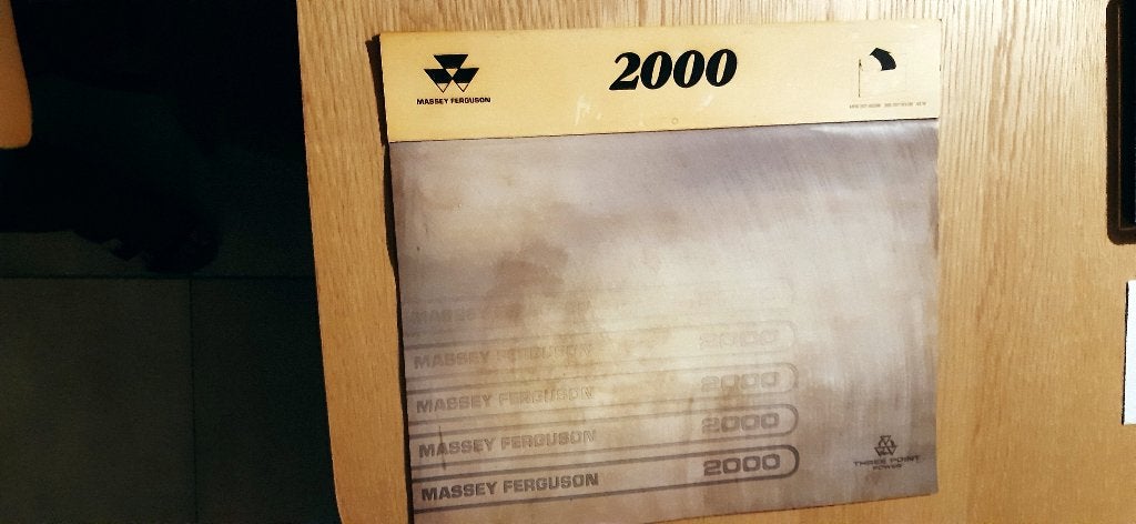 kalender tractoren 2000 Massey Ferguson   maandkalender, Ophalen of Verzenden, Maandkalender