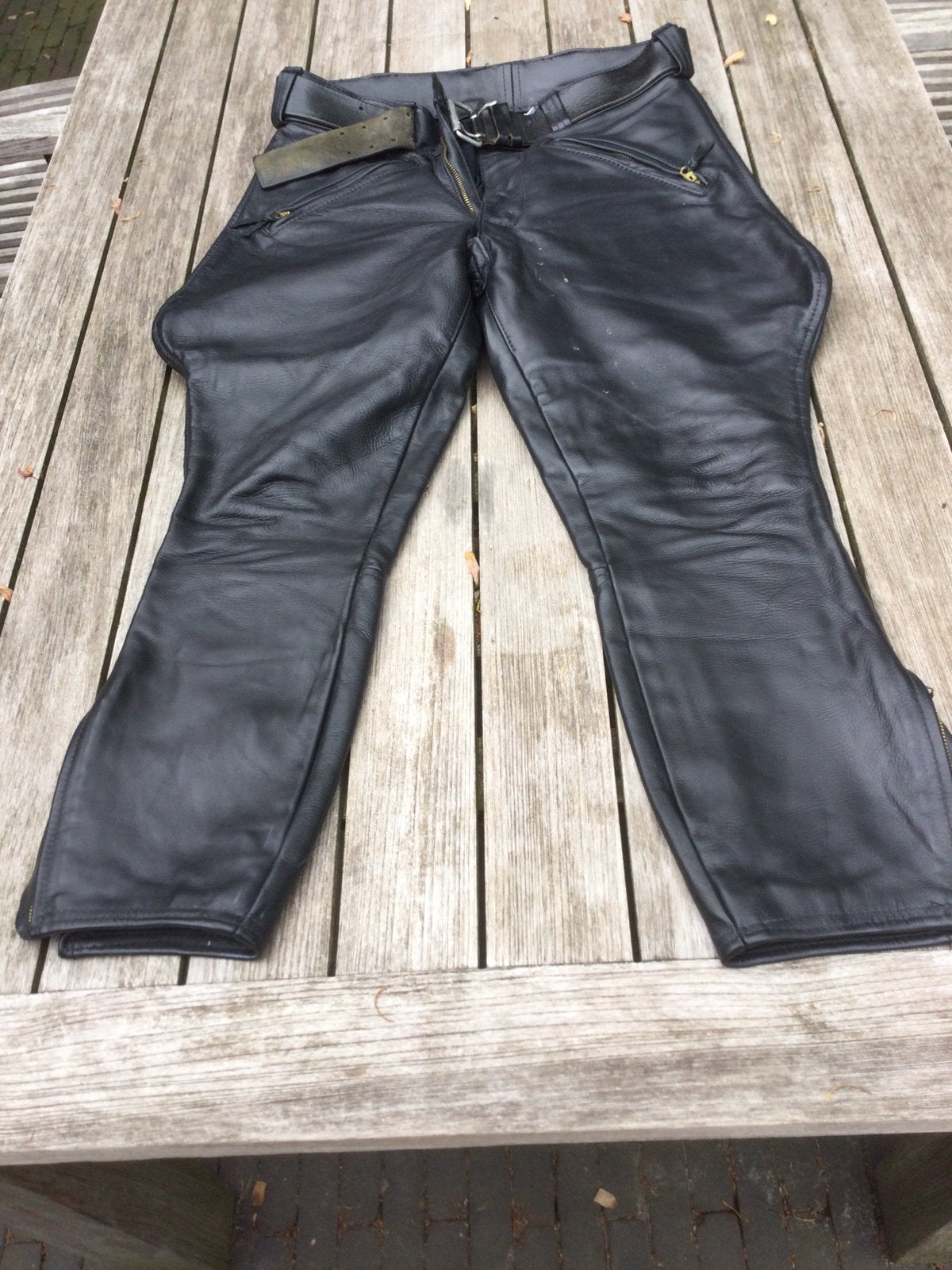 Pantalon en cuir, Enlèvement ou Envoi